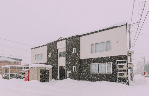Biei Condo | Experience Biei: Family-Friendly Stay with Breakfast Included