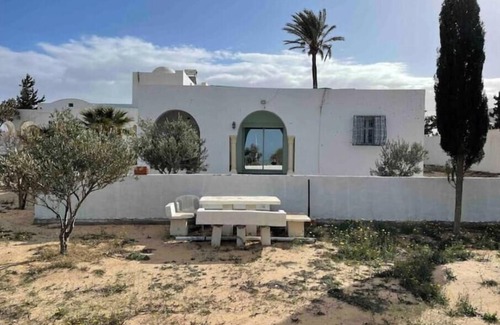 Midoun House | Stay in charming accommodation in Djerba, facing the sea