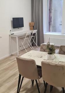 Liberty Avenue Apartment | Discover Kaunas: LA51 - Pet & Child Friendly with Free Parking