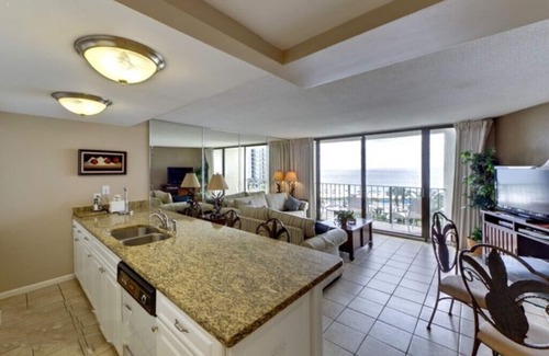 Panama City Beach Resort | Oceanfront Villas with Pool & Spa, Steps from the Beach