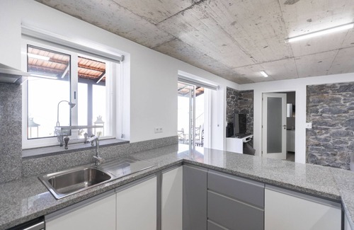 Arco da Calheta House | Experience Comfort at Casa da Rosinha with Unique Amenities