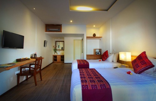 Melayang Resort | Relax in a Serene Retreat Near Ubud with Pool & Breakfast
