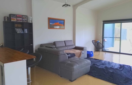 Seaspray House | Experience SeaSpray with Breathtaking Views and Family-Friendly Amenities