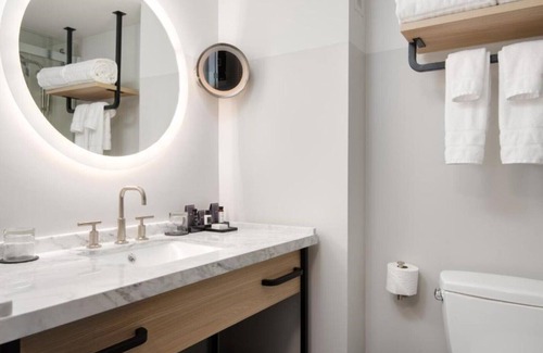 Downtown Portland House | Experience Portland: Central Stay with Top Amenities