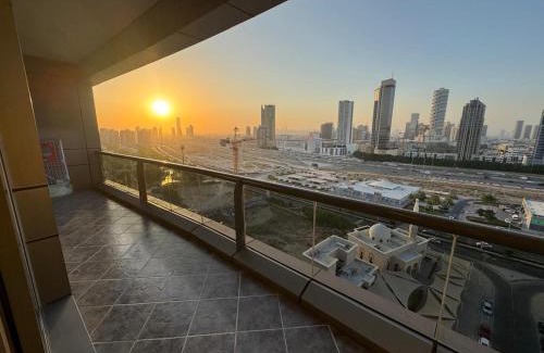 Dubai Sports City Apartment | Experience Sport City: 4-Star Sky View Retreat