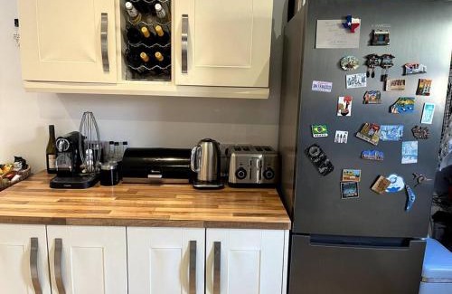 West Kirby House | Experience West Kirby: A Family and Pet-Friendly Retreat