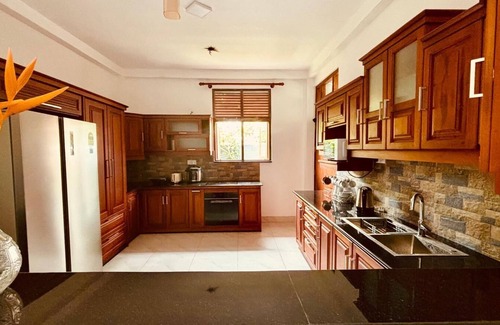 Mahara House | Stay like home in Kadawatha, Sri Lanka
