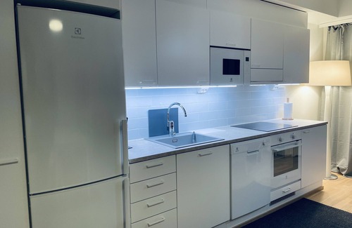 Espoo Apartment | Relaxing Matinkylä Skyline Apartment with Spa & Hot Tub
