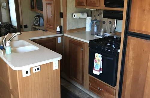 Buena House | Experience Cherry Orchard Retreat in Wine Country - 9.8 Rating