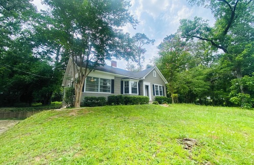 Meridian House | Stay on Magnolia Hill 3BR Cottage in Meridian, Mississippi with Southern Charm