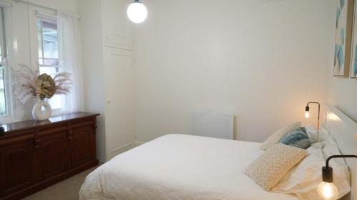 Orange Apartment | Stay on March