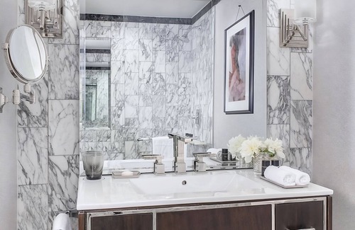 Central Park South Hotel | Experience Time Square: 2 Luxury Units, Pets Welcome!