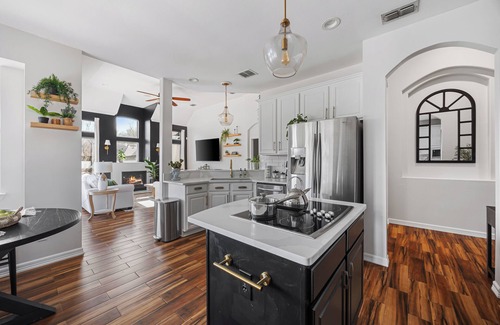 Frisco House | Stay & Play, Luxury Frisco Home w/Saltwater Pool + FREE heated Spa