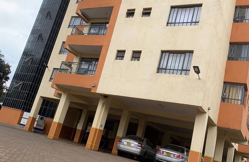 Kawangware Apartment | Cozy Stay.Plus Hill View Studio: Family-Friendly Retreat