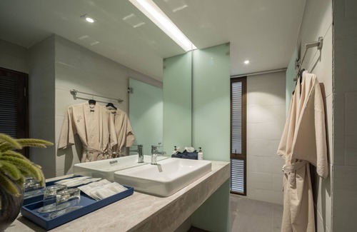 Thanon Phetchaburi Hotel | Discover Stay Plus Hotel Bangkok: Family-Friendly Retreat
