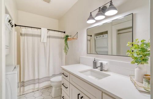 Hosford-Abernethy Apartment | Stay Portland - Perfect Portland Farmhouse Loft - Breweries & Bars