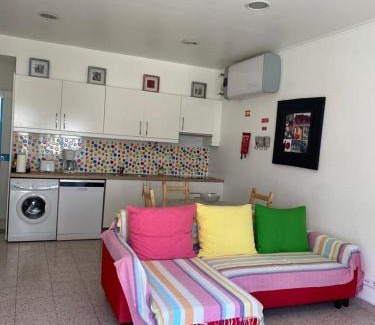Porto Covo Apartment | Cozy Stay Porto Côvo II with Ocean Views & Family-Friendly