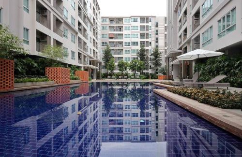 Chiang Mai Apartment | Relaxing Resort Condo with Pool for Your Family Getaway