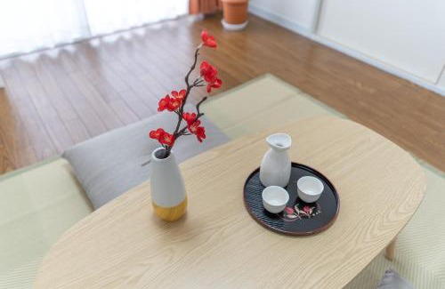 Nishi Ward Apartment | Discover stay's ジローズ浄心 602号: Family-Friendly Retreat