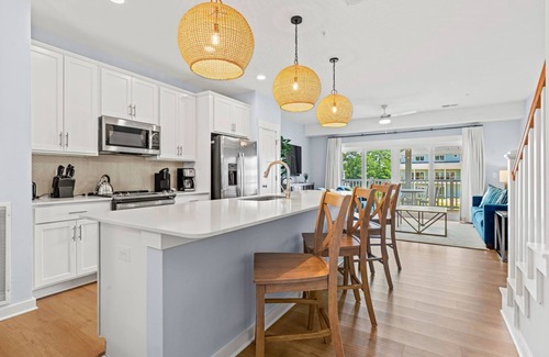 Bermuda Bay House | Unforgettable Stay Salty Oceanfront Retreat at Cambridge Reserve