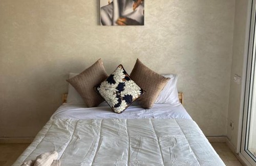 SOUR JDID Apartment | Serene Retreat with Scenic Views & Family-Friendly Amenities