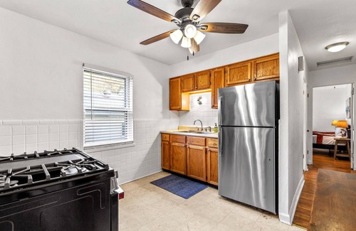 Bella Villa House | Cozy 2-Bed House in STL with Fenced Yard & Pet-Friendly