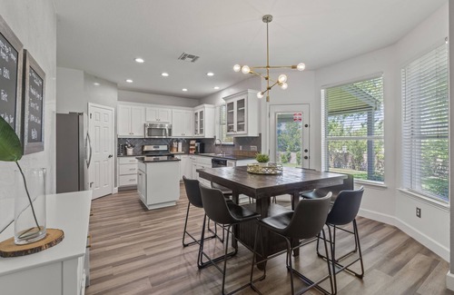 Round Rock House | Discover the TREEHOUSE: 4 Bedrooms, Game Room & Backyard