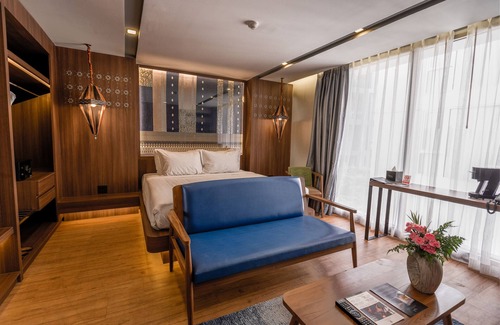 Huay Kaew Hotel | Experience Nimman Chiang Mai: 4-Star Stay with Pool & Spa
