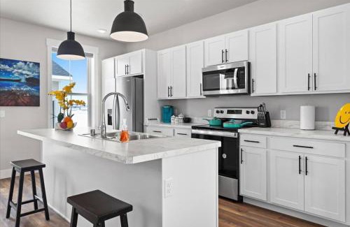 North Park House | Experience Style in a Family-Friendly Townhome Retreat