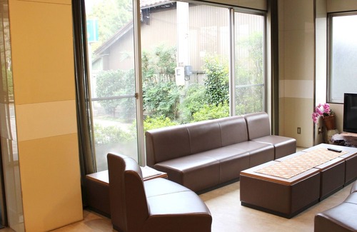 Toyokawa Hotel | Relaxing Twin Room with Kitchen in Toyokawa, Aichi