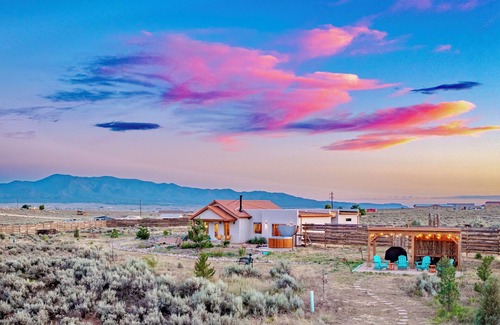 Taos House | Relax at StayatShala: Hot Tub, Theater & Scenic 360 Views