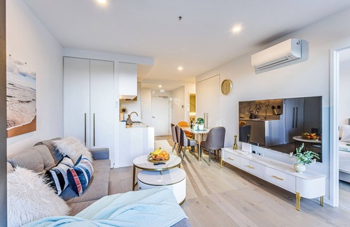 Box Hill Apartment | Discover StayAU Hotel-Style Apartment in BoxHill Today