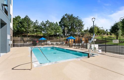 Duluth Hotel | Guest Rated: 9.2 at Staybridge Suites Atlanta NE Duluth