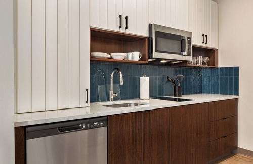 East Point Hotel | Discover Staybridge Suites Atlanta Airport: Top-Rated Comfort