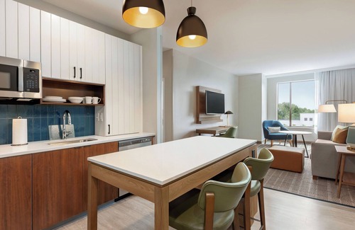 East Point Hotel | Discover Staybridge Suites Atlanta Airport: Top-Rated Comfort