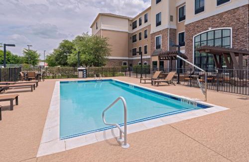 McNeil Hotel | Discover Staybridge Suites Austin Northwest: Pet Friendly & Family-Friendly