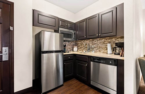 West Chester Hotel | Experience Staybridge Suites Cincinnati North: Top-Rated Retreat