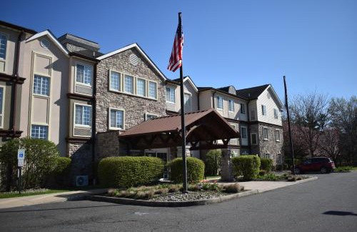 Cranbury Hotel | Discover Staybridge Suites Cranbury: Pet-Friendly Retreat