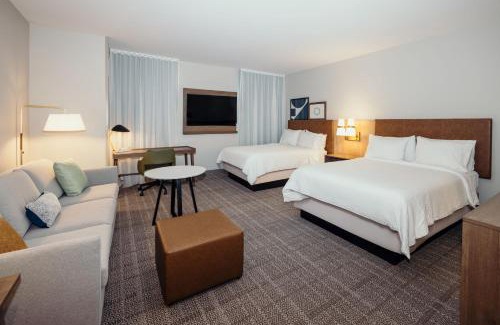 Ankeny Hotel | Pet-Friendly Staybridge Suites in Des Moines North - 8.9/10