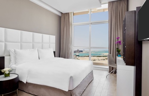 Doha Hotel | Relax at Staybridge Suites Doha Lusail - 4-Star Comfort!
