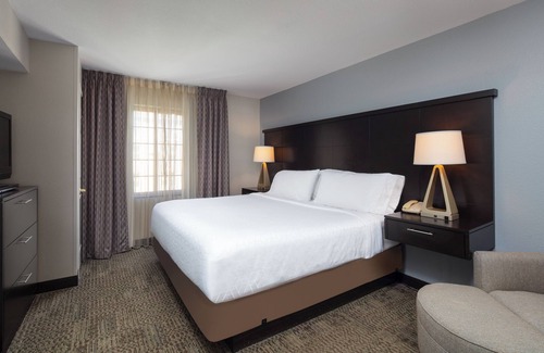 Fairfield Hotel | Discover Staybridge Suites Fairfield Napa Valley - Top Amenities!