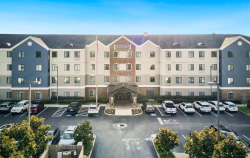 Oak Hotel | Relax at Staybridge Suites Gulf Shores with Oceanfront Views