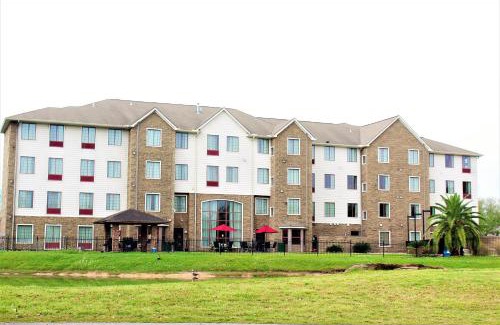 Barker Hotel | Comfortable Staybridge Suites Houston - Willowbrook Awaits