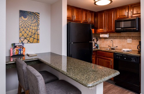 Downtown Indianapolis Hotel | Inviting Staybridge Suites Indianapolis: Family-Friendly Amenities