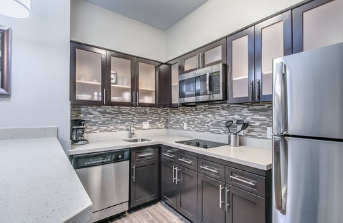 Lubbock Hotel | Top-Rated Staybridge Suites Lubbock South with Great Amenities