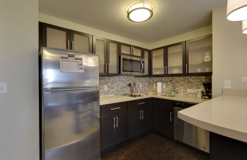 Madison Hotel | Top-Rated Staybridge Suites Madison - Fitchburg Awaits You