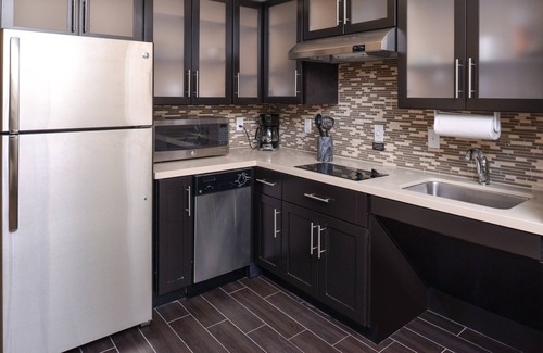 Merrillville Hotel | Discover Staybridge Suites Merrillville with Family-Friendly Amenities