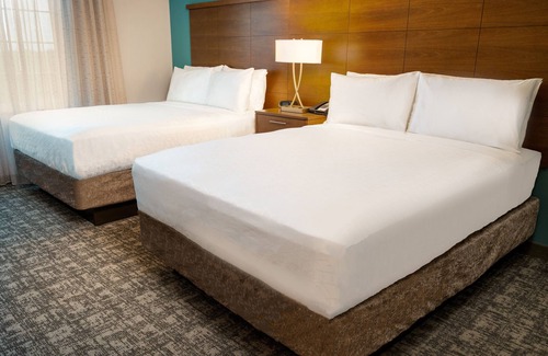 Newark Hotel | Discover Staybridge Suites Newark - Fremont: Top-Rated Comfort