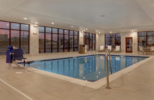 Overland Park Hotel | Pet-Friendly Staybridge Suites in Overland Park, Kansas City