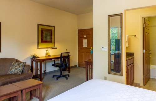 Royersford Hotel | Discover Staybridge Suites Philadelphia Valley Forge, IHG Hotel